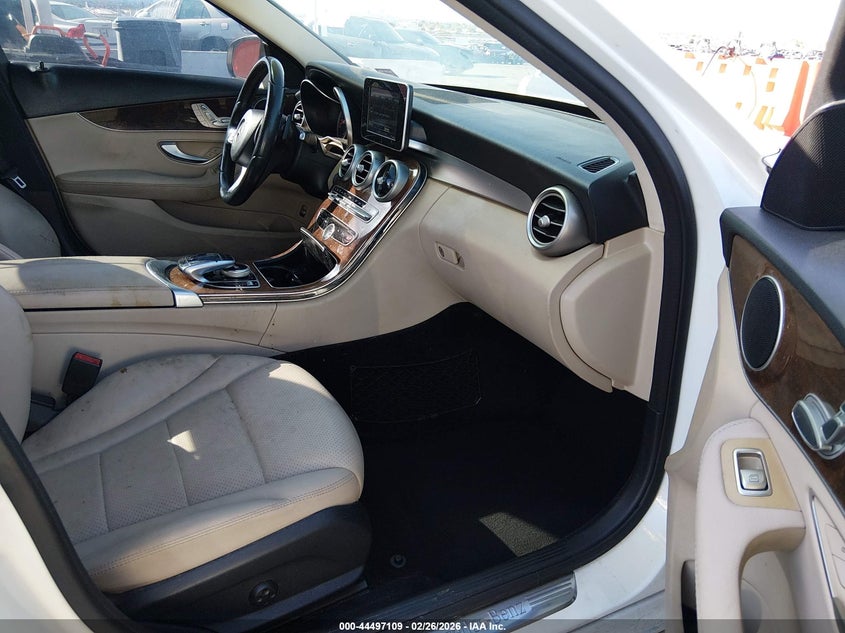 2016 Mercedes-Benz C 300