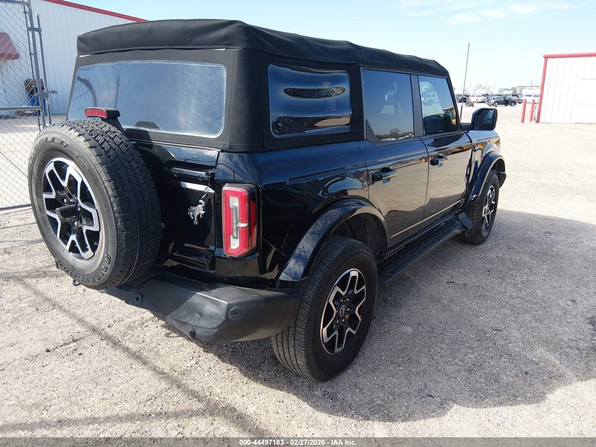 2022 Ford Bronco Outer Banks