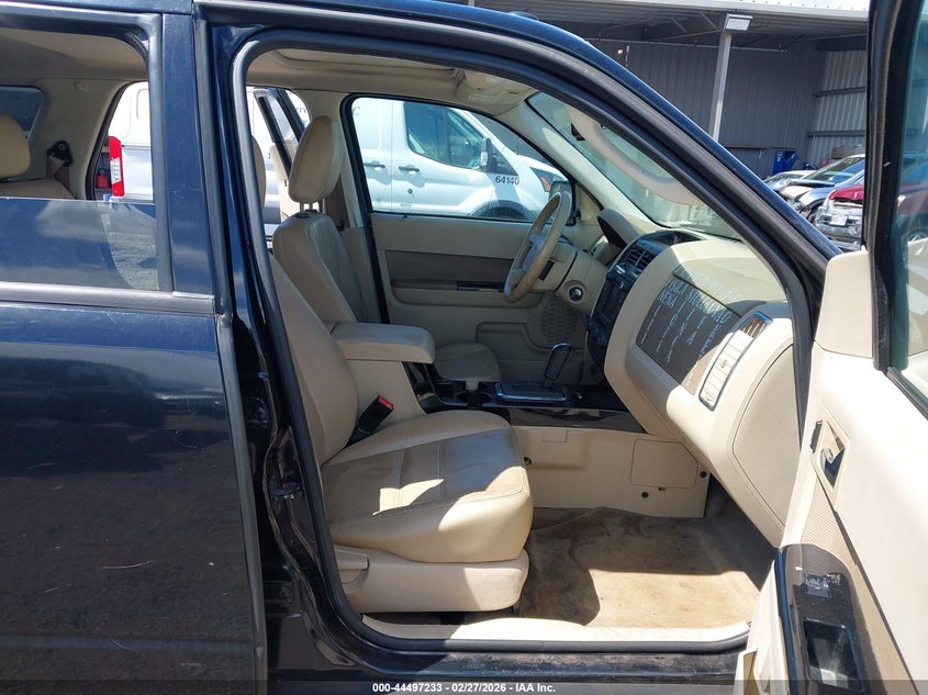 1FMCU0E78CKB79173 2012 Ford Escape 2.5 Limited black