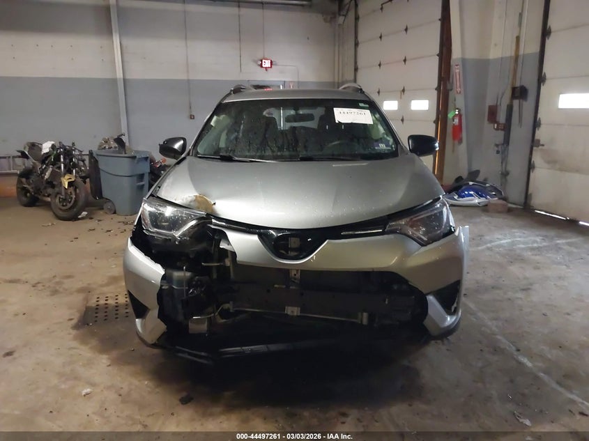 TOYOTA RAV4 - zdjęcie 12