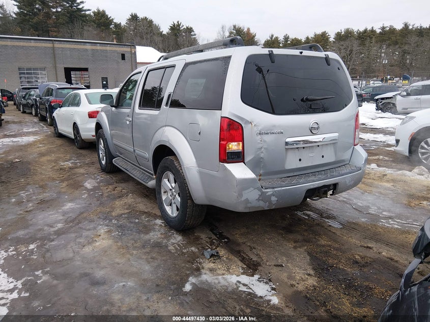 2011 Nissan Pathfinder Sv
