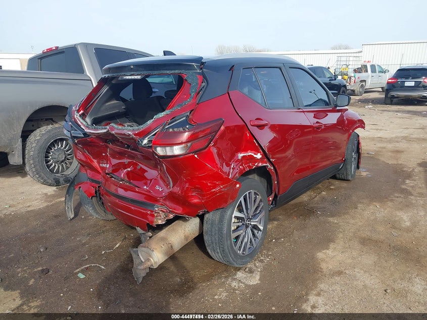 2022 NISSAN KICKS auction photo 4