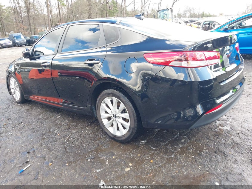 Vin: 5xxgt4l3xjg257816, lot: 44994317, kia optima lx 20183