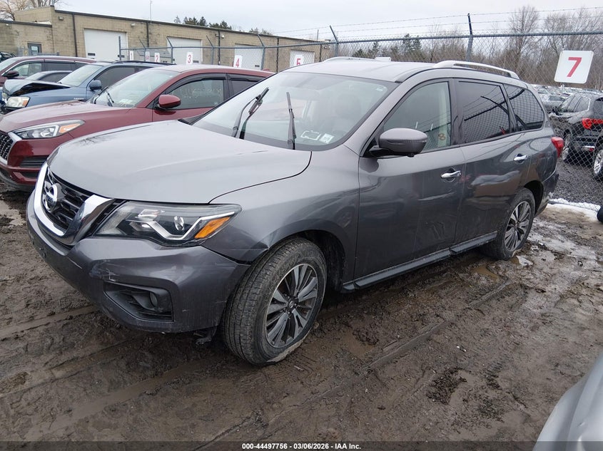 2017 Nissan Pathfinder Sl
