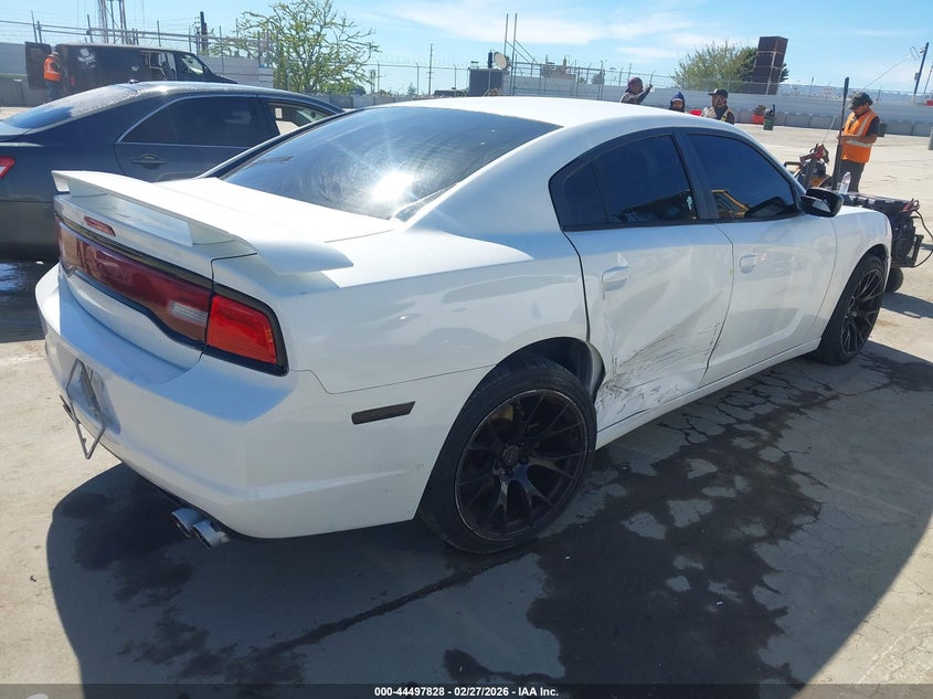Vin: 2c3cdxbg0eh131277, lot: 44994554, dodge charger se 20144