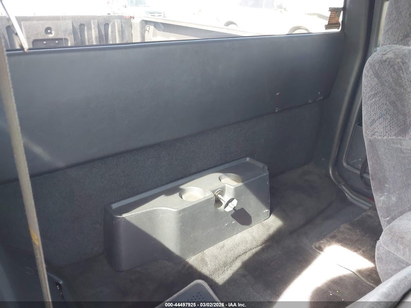 1999 GMC Sonoma Sls VIN: 1GTCS19X4X8516774 Lot: 44497925