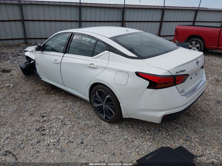 2023 Nissan Altima Sr Fwd