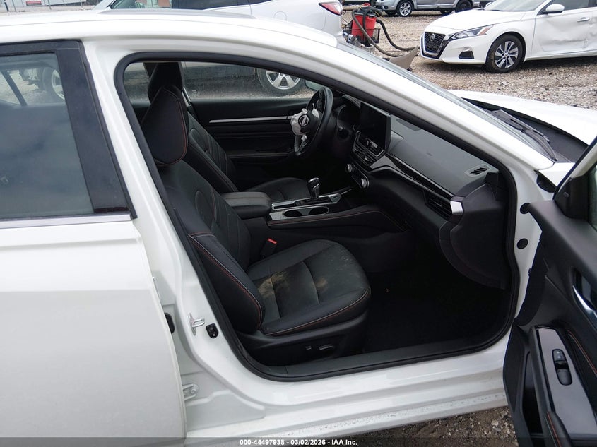 2023 Nissan Altima Sr Fwd