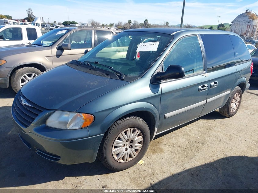 2006 Chrysler Town & Country