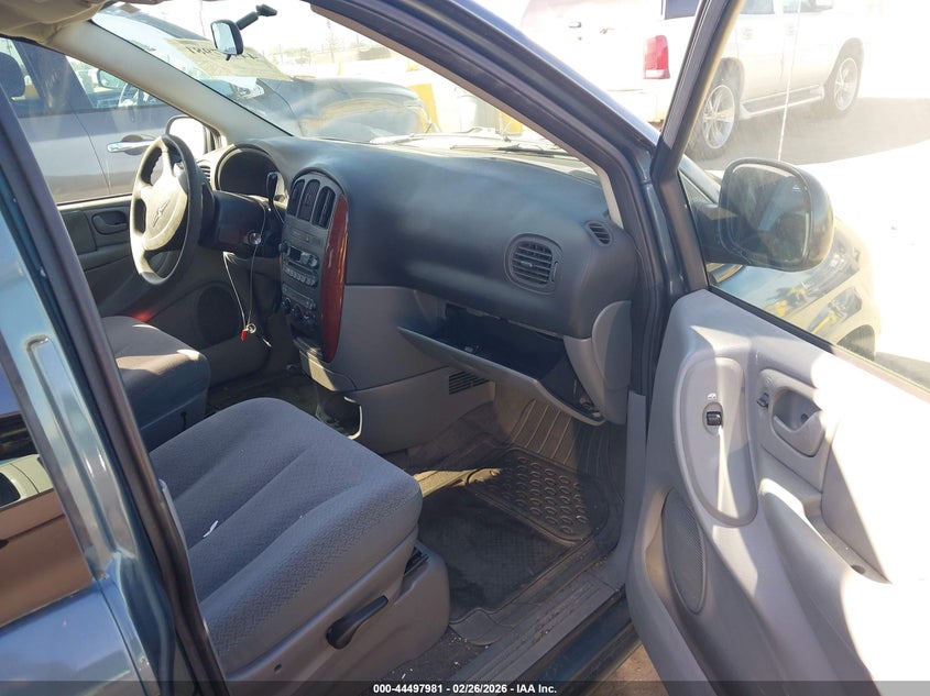 2006 Chrysler Town & Country