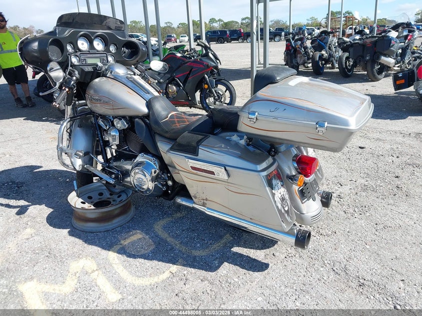 2009 Harley-Davidson Flhx