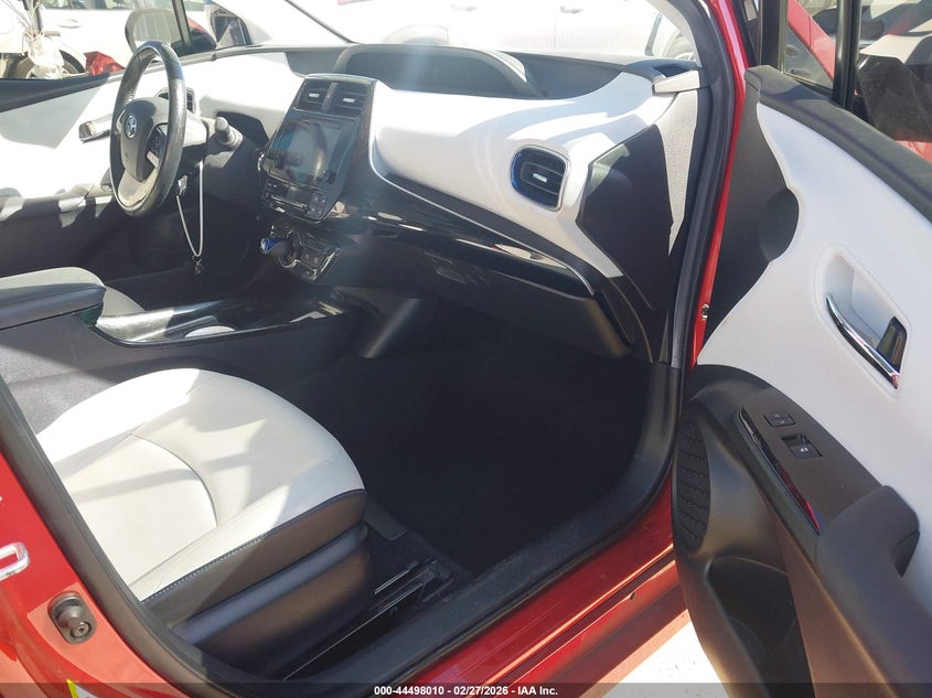 2016 Toyota Prius Three Touring