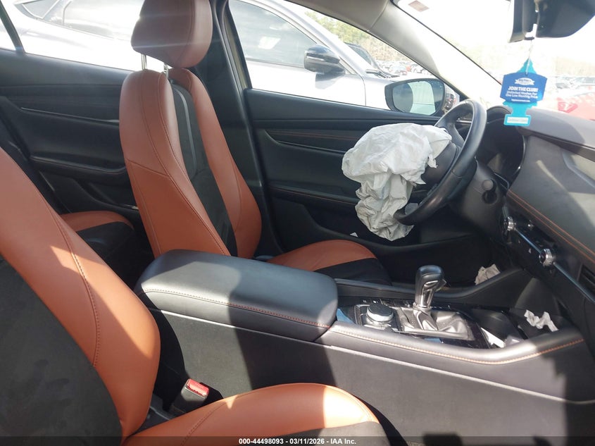 2024 Mazda Mazda3 2.5 Carbon Turbo