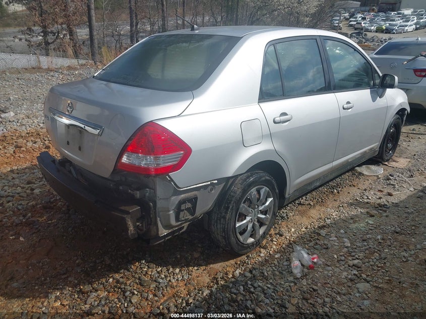 2009 Nissan Versa 1.8S