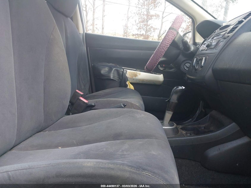 2009 Nissan Versa 1.8S