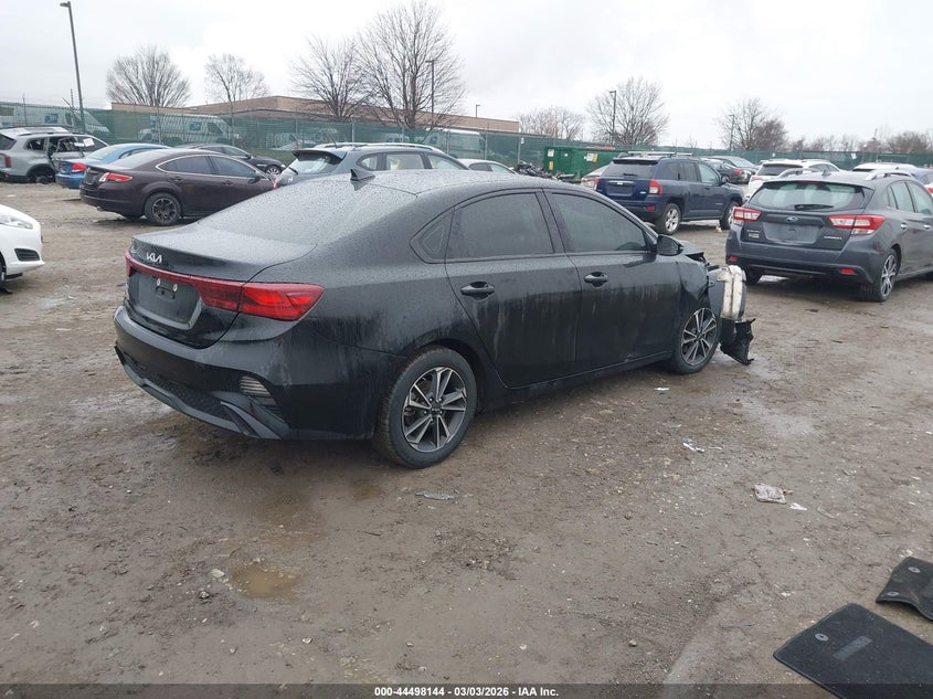 2023 Kia Forte Lxs