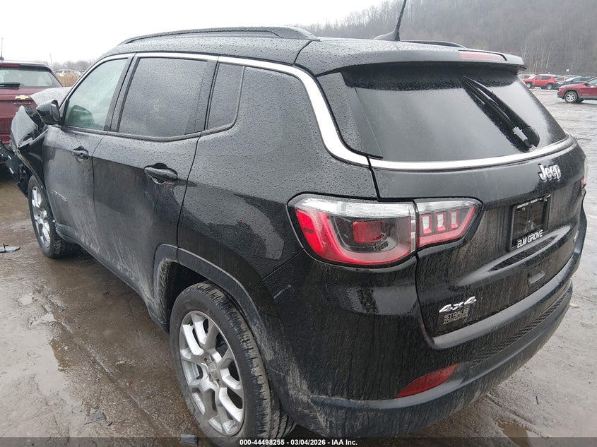 2022 Jeep Compass Latitude Lux 4X4