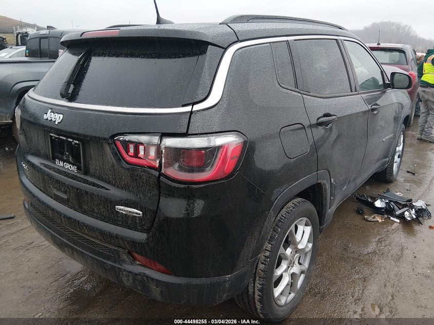 2022 Jeep Compass Latitude Lux 4X4