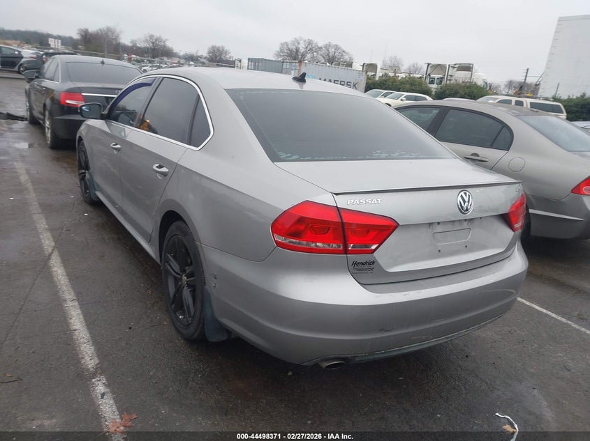 2013 Volkswagen Passat 3.6L V6 Se