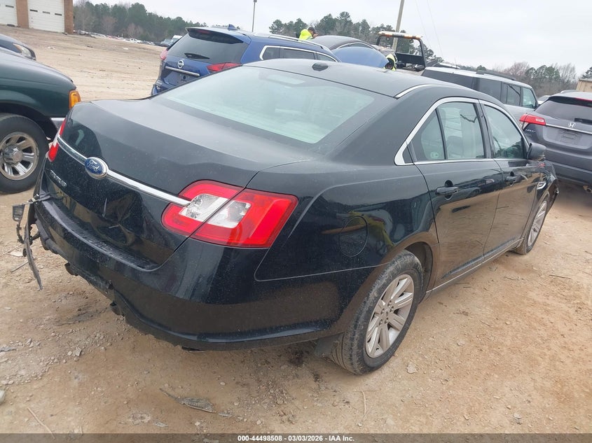 2011 Ford Taurus Se