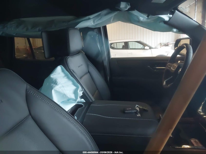 2025 GMC Yukon 4Wd Denali