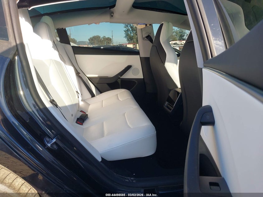 2024 TESLA MODEL 3 auction photo 8