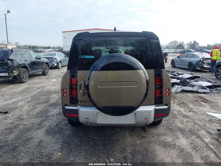 2024 Land Rover Defender 130 P300 S VIN: SALEJFFU3R2317698 Lot: 44498656