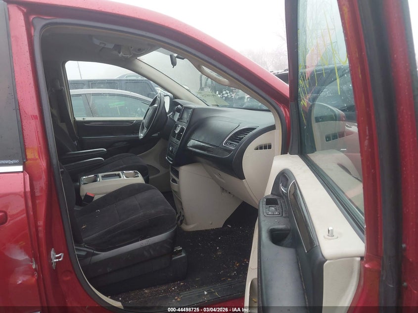 2011 Chrysler Town & Country Touring