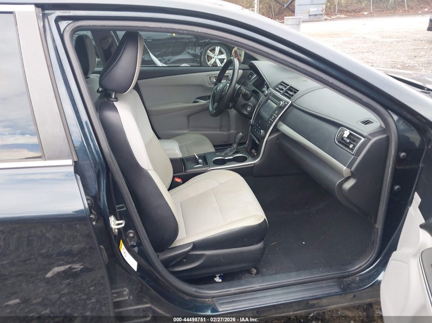 2016 Toyota Camry Se