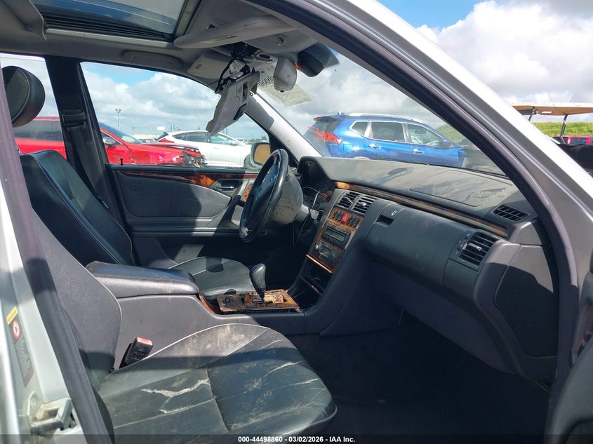 2002 Mercedes-Benz E 320