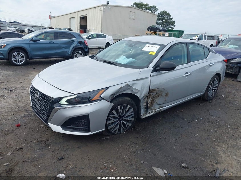 2024 Nissan Altima Sv Fwd