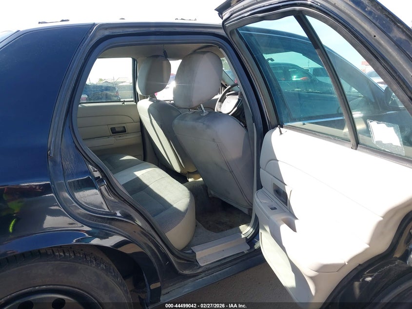 2011 Ford Crown Victoria Police Interceptor VIN: 2FABP7BV8BX109774 Lot: 44499042