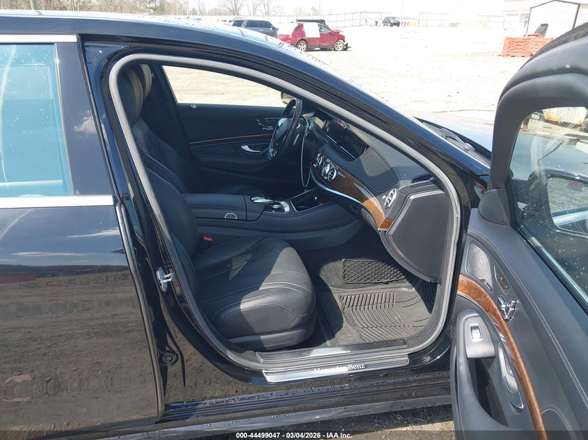 2015 Mercedes-Benz S 550 4Matic