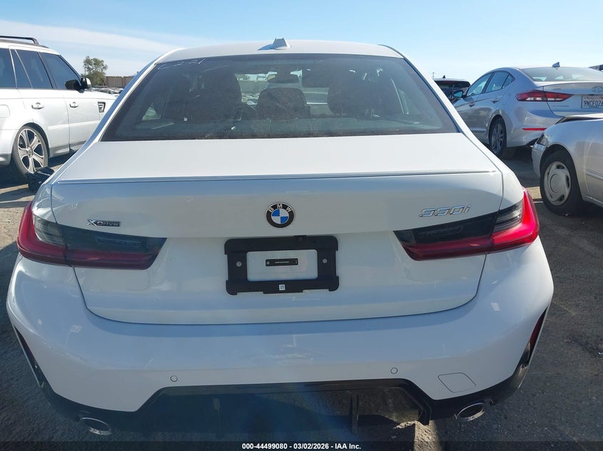 BMW 330I - zdjęcie 17