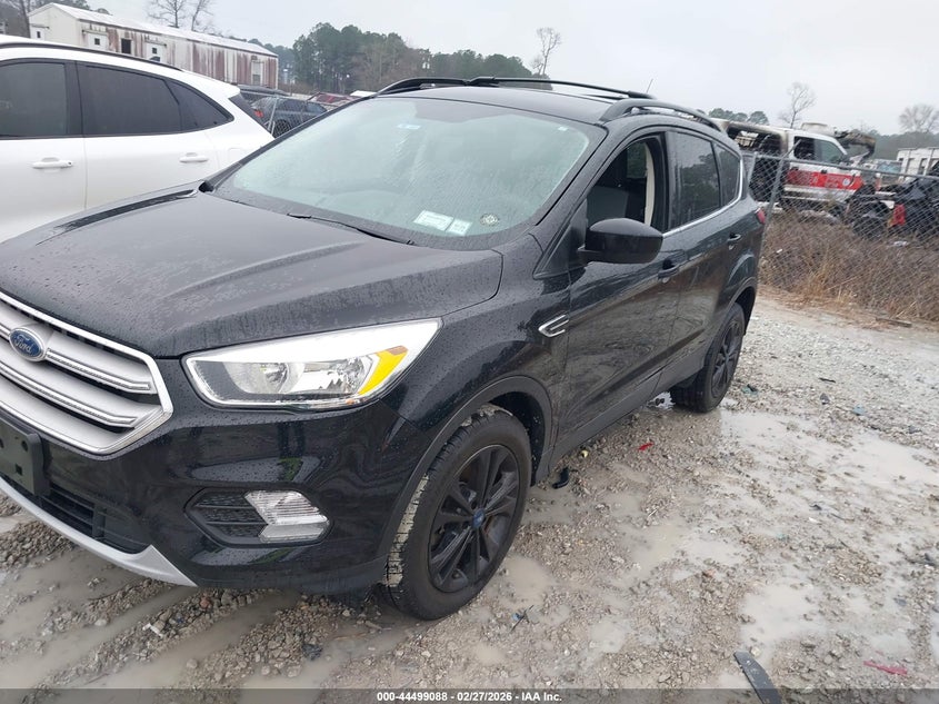 2019 Ford Escape Se