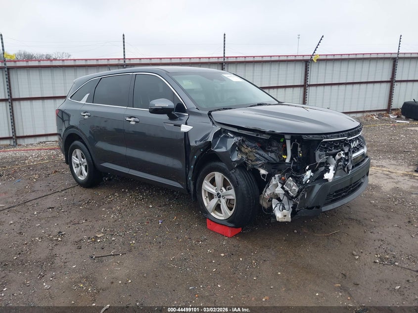 2022 KIA SORENTO LX
