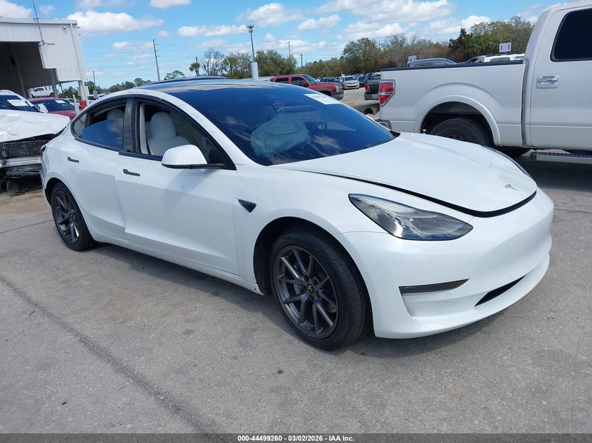 2021 Tesla Model 3 Standard Range Plus Rear-Wheel Drive
