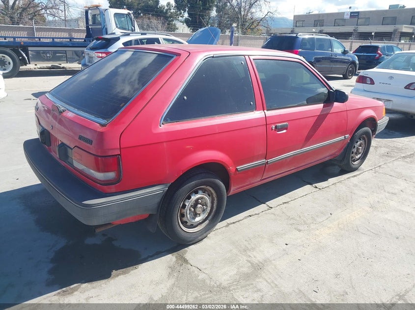 1989 Mazda 323