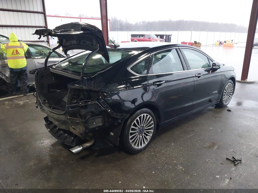 VIN 3FA6P0LU9HR395592 2017 FORD FUSION HYBRID SE
