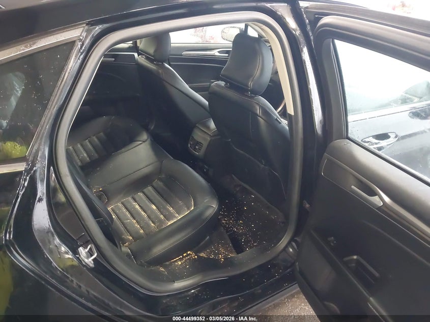 VIN 3FA6P0LU9HR395592 2017 FORD FUSION HYBRID SE