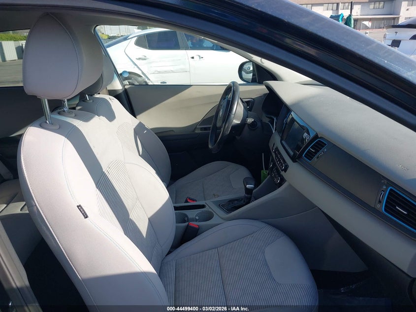 2018 Kia Niro Plug-In Hybrid Lx