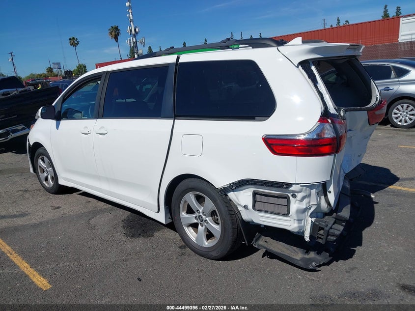 2020 Toyota Sienna Le