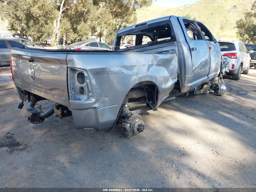 Vin: 3c6ur5dl8rg178926, lot: 44996157, ram 2500 big horn  4x4 6'4 box 20244