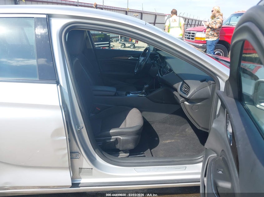 2019 Buick Regal Sportback Preferred Ii