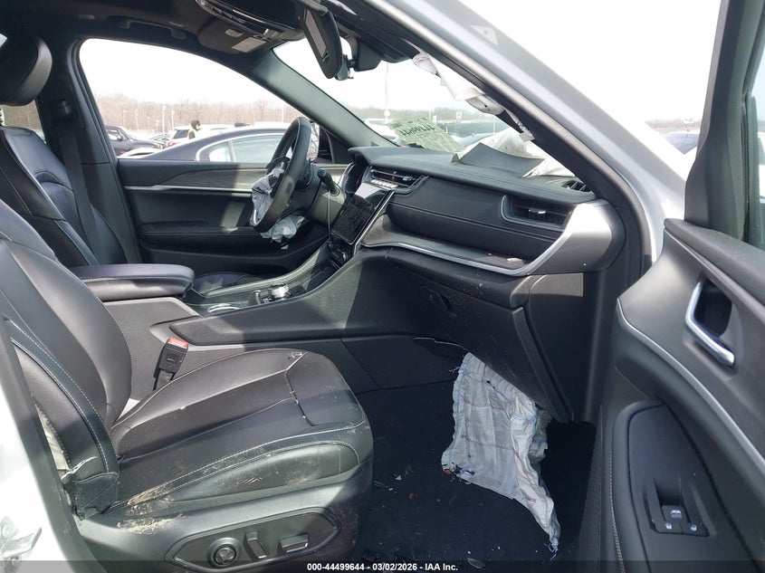 2025 Jeep Grand Cherokee L Limited 4X4