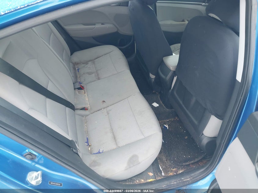 VIN 5NPD74LF1JH294534 2018 HYUNDAI ELANTRA SE