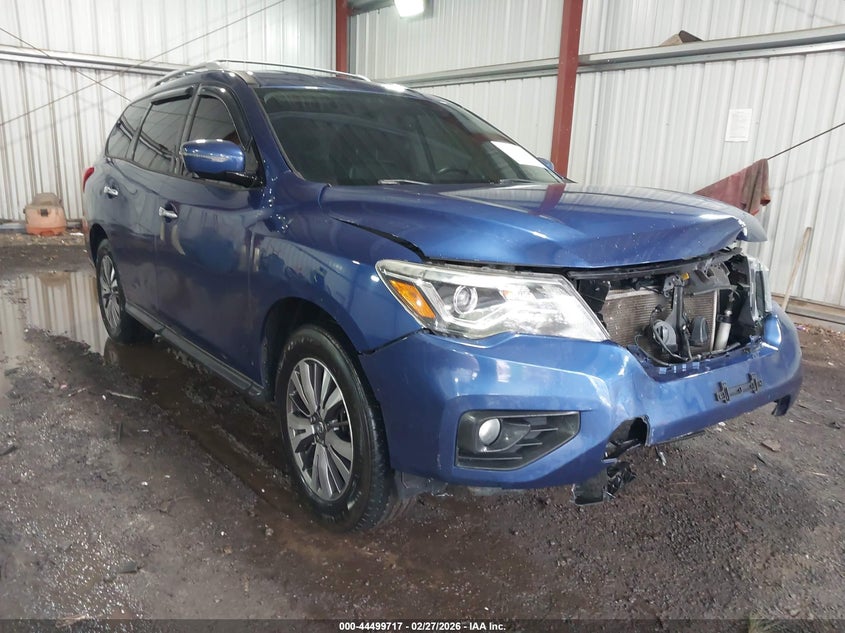 2017 Nissan Pathfinder Sl