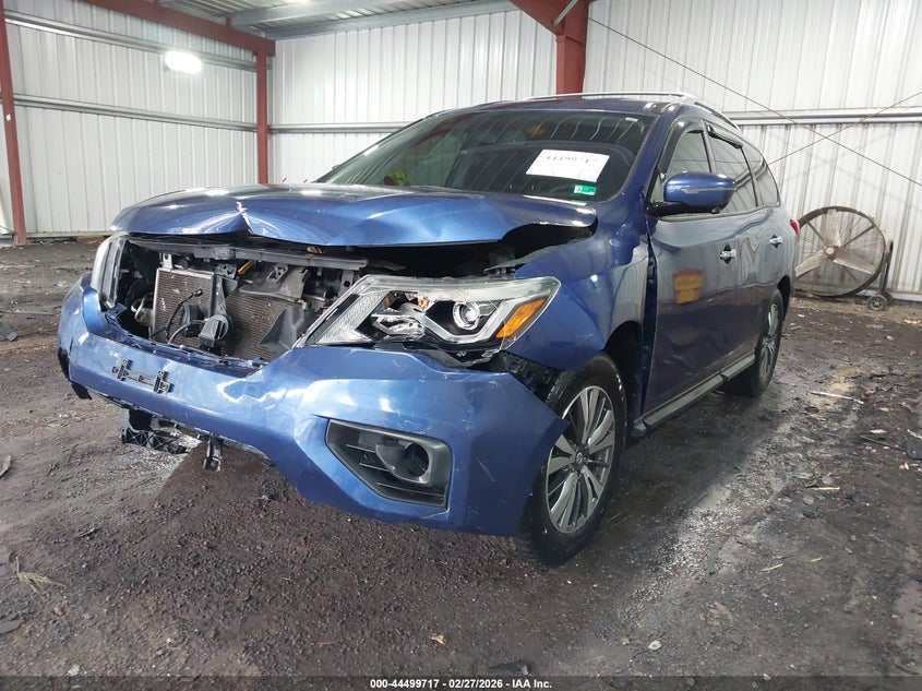 2017 Nissan Pathfinder Sl