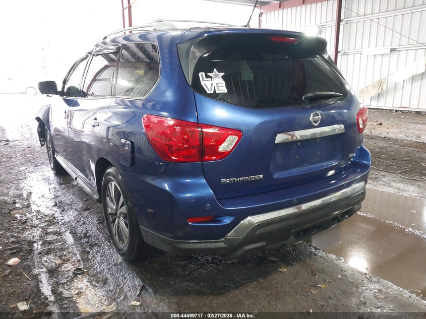 2017 Nissan Pathfinder Sl