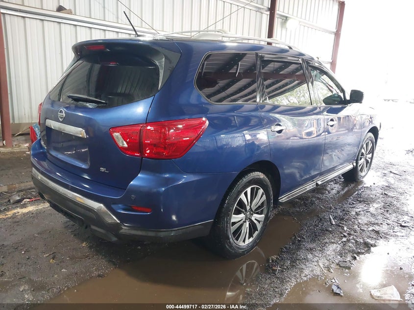 2017 Nissan Pathfinder Sl